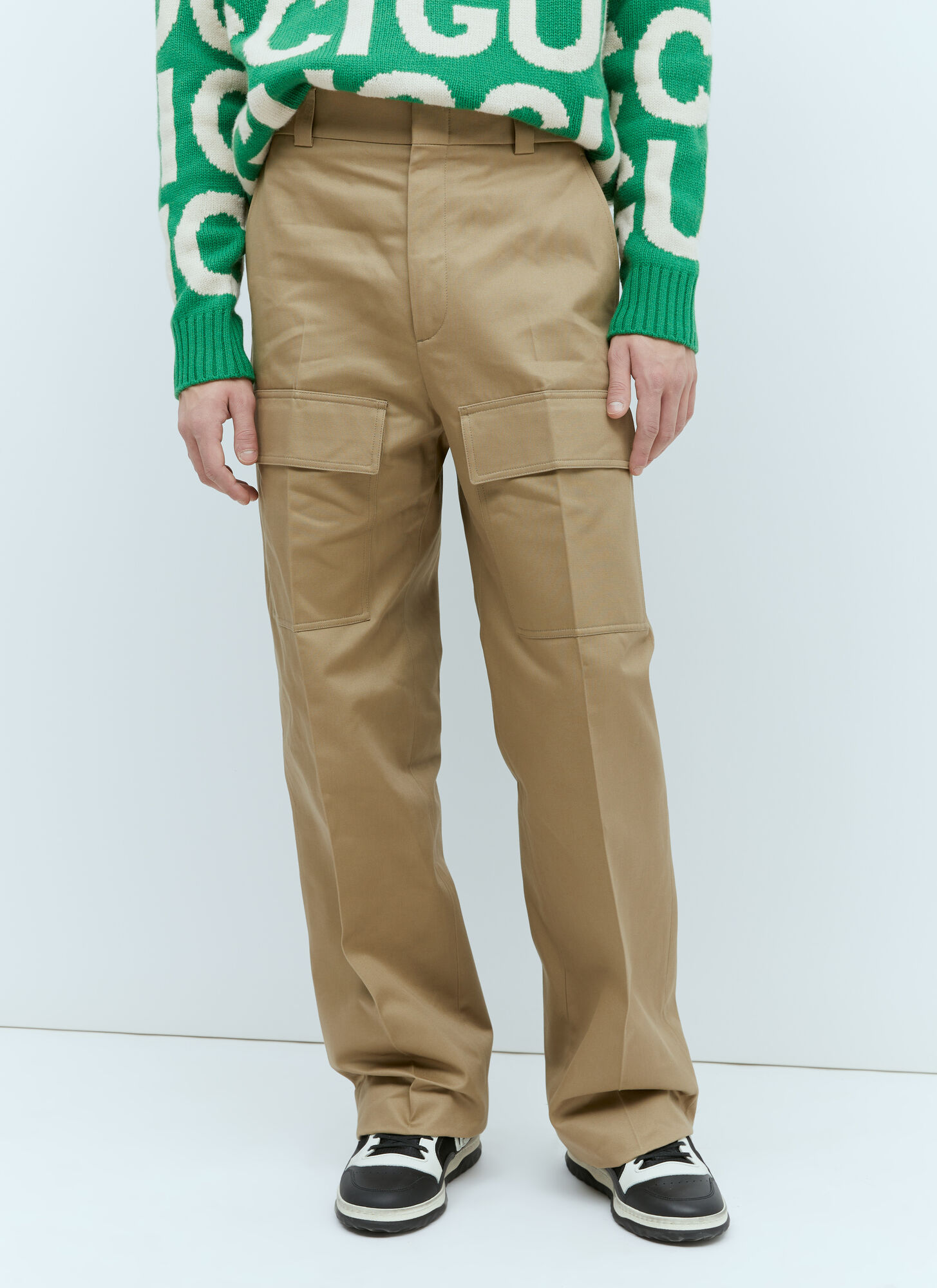 Shop Gucci Wide-leg Cotton Cargo Pants In Beige