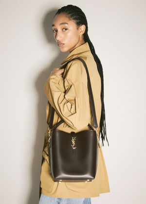 The Row Le 37 Leather Shoulder Bag Black row0260029