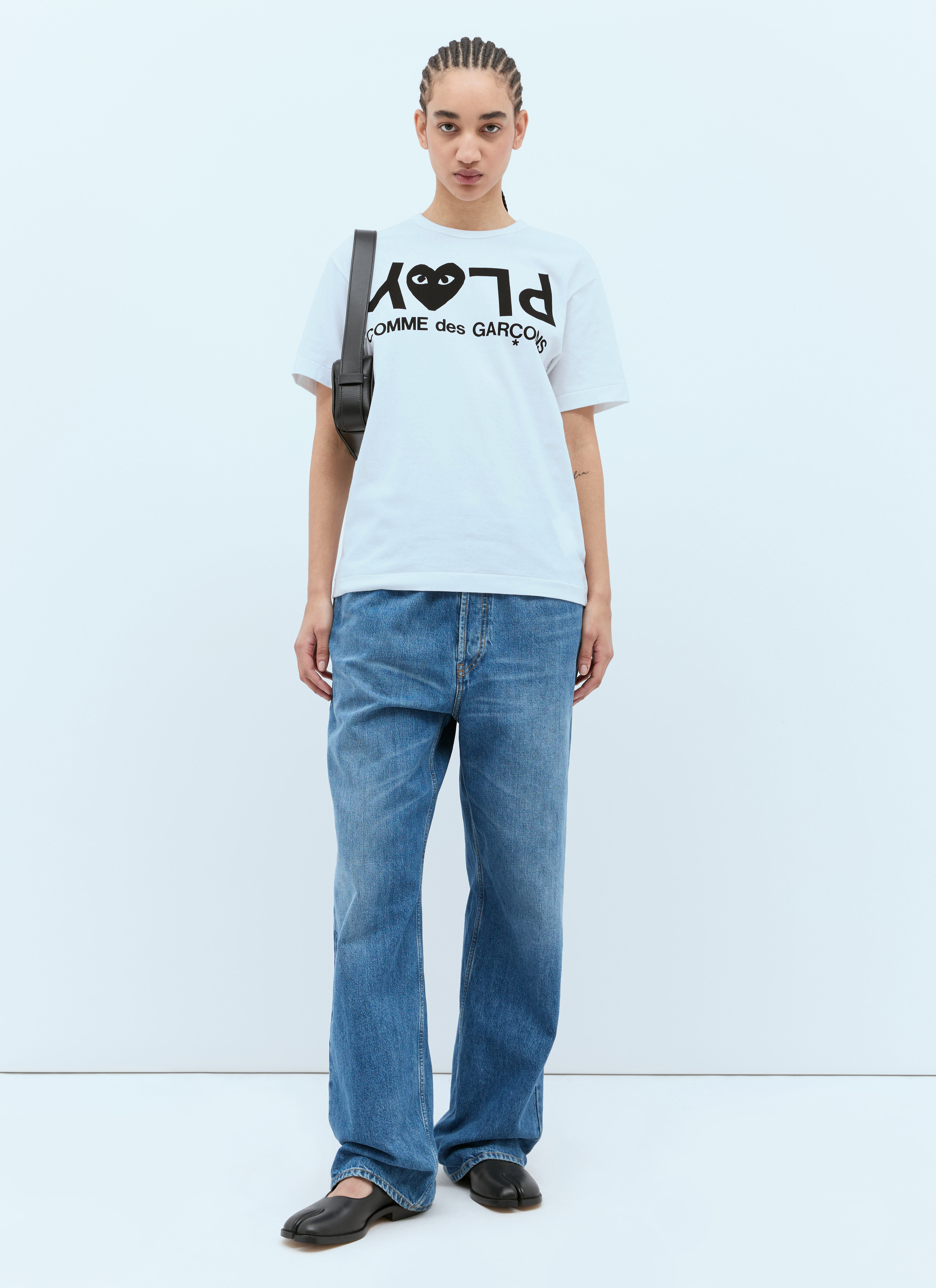 Comme Des Garçons PLAY レディース ロゴプリントTシャツ の ホワイト