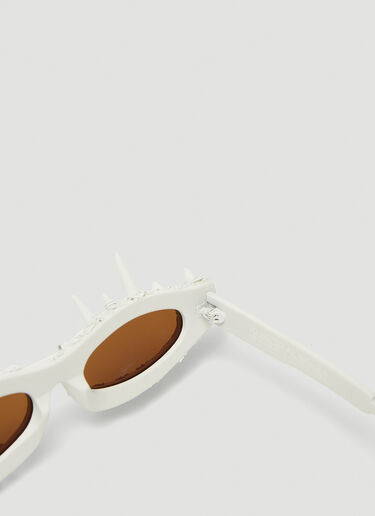 Kuboraum Spiked Oval Sunglasses White kub0339003