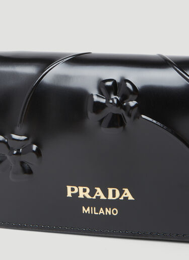 Prada フラワーエンボス ウォレット ブラック pra0254054