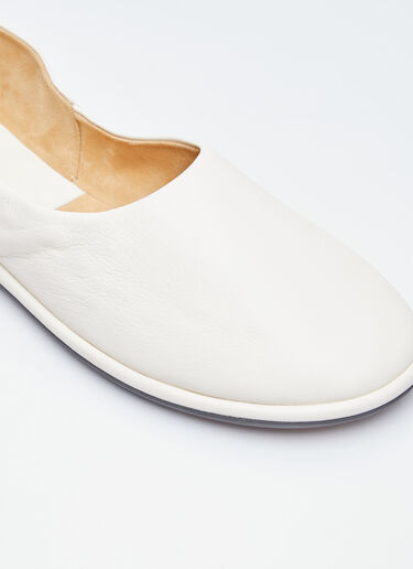 The Row Leather Canal Flats Beige row0253058