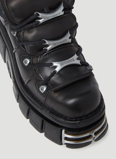 Vetements x ニューロック プラットフォームスニーカー ブラック vet0154014