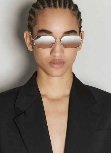 Logo Plaque Sunglasses Prada Logo Plaque Sunglasses Silver lpr0255005