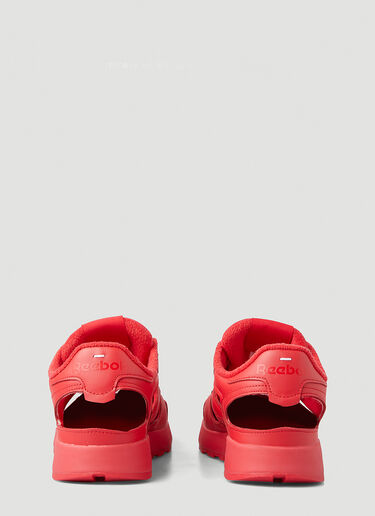 Maison Margiela x Reebok Décortiqué Tabi Classic Sneakers Red rmm0148002