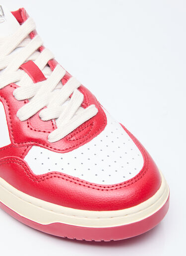 Autry Medalist Low Top Sneakers Red aut0256003