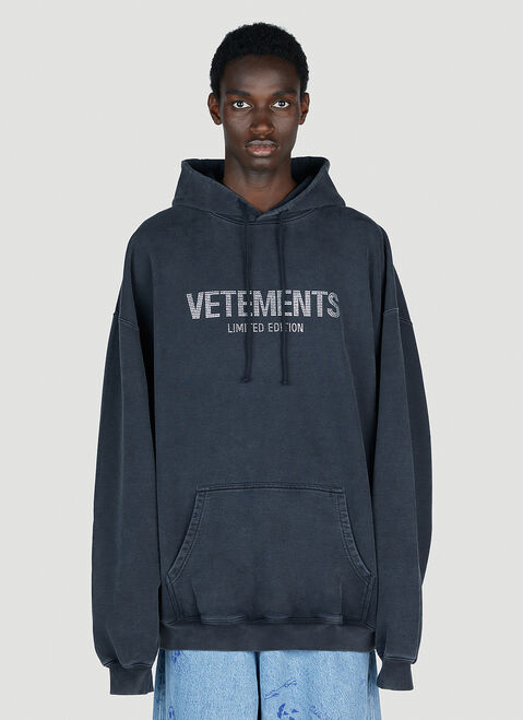 Vetements Limited Edition Crystal Logo Hooded Sweatshirt Black vet0154009