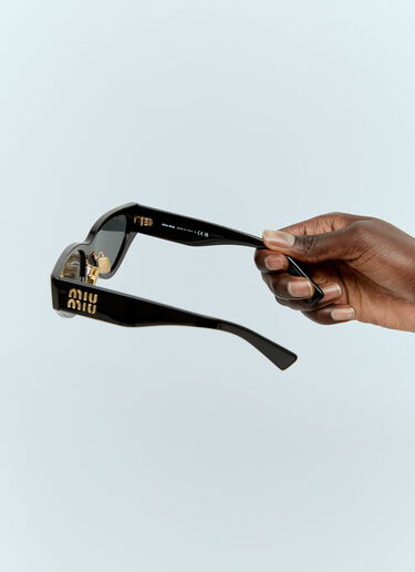 Logo Plaque Sunglasses Miu Miu Logo Plaque Sunglasses Black lmu0255003