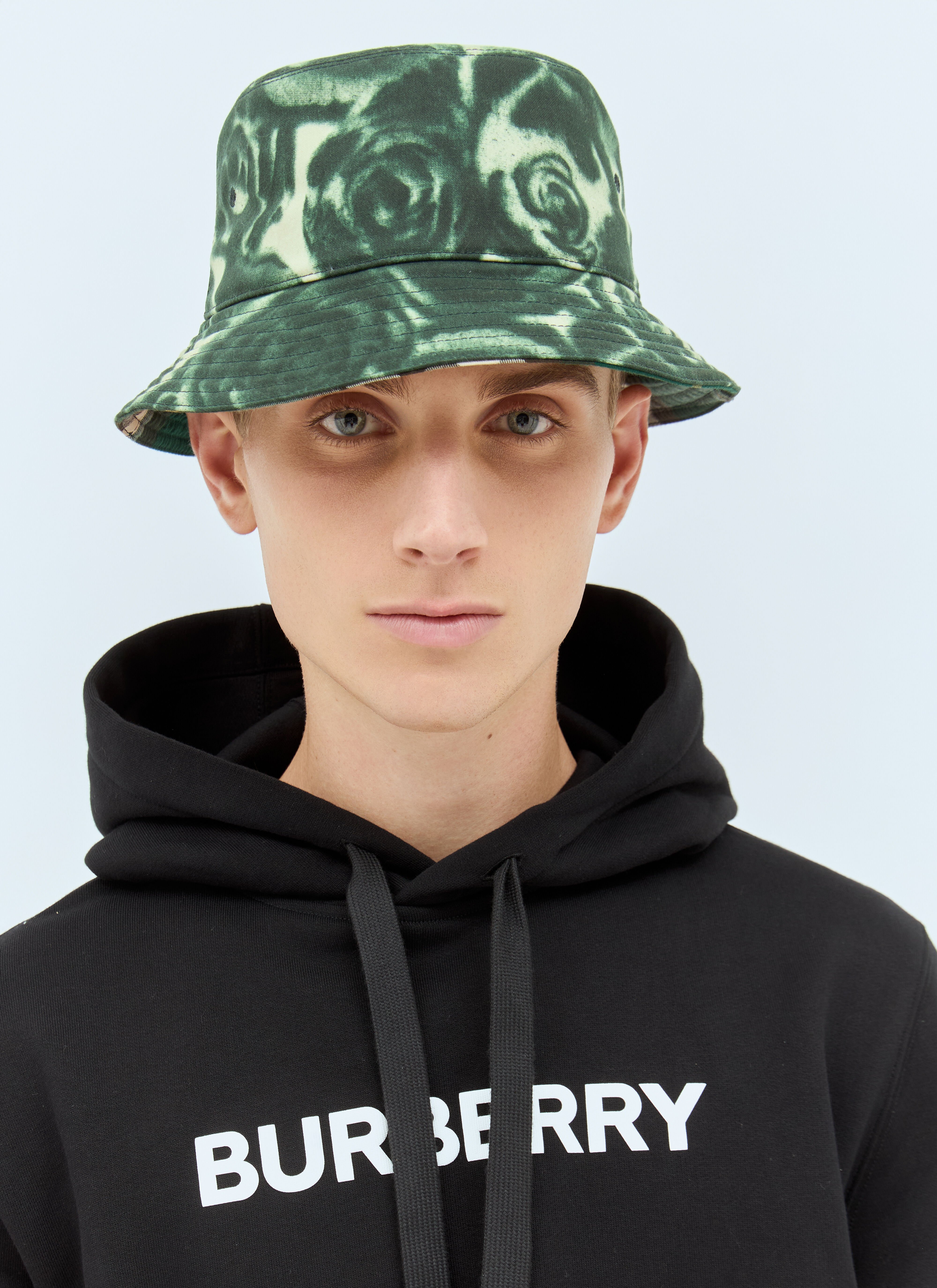 Bucket hat rose 2025