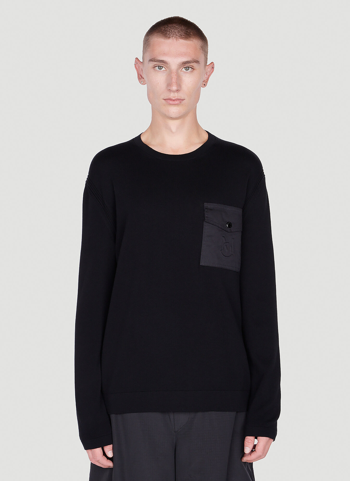 Moncler Mens Black Patch-pocket Logo-embossed Cotton-knit Jumper In Black