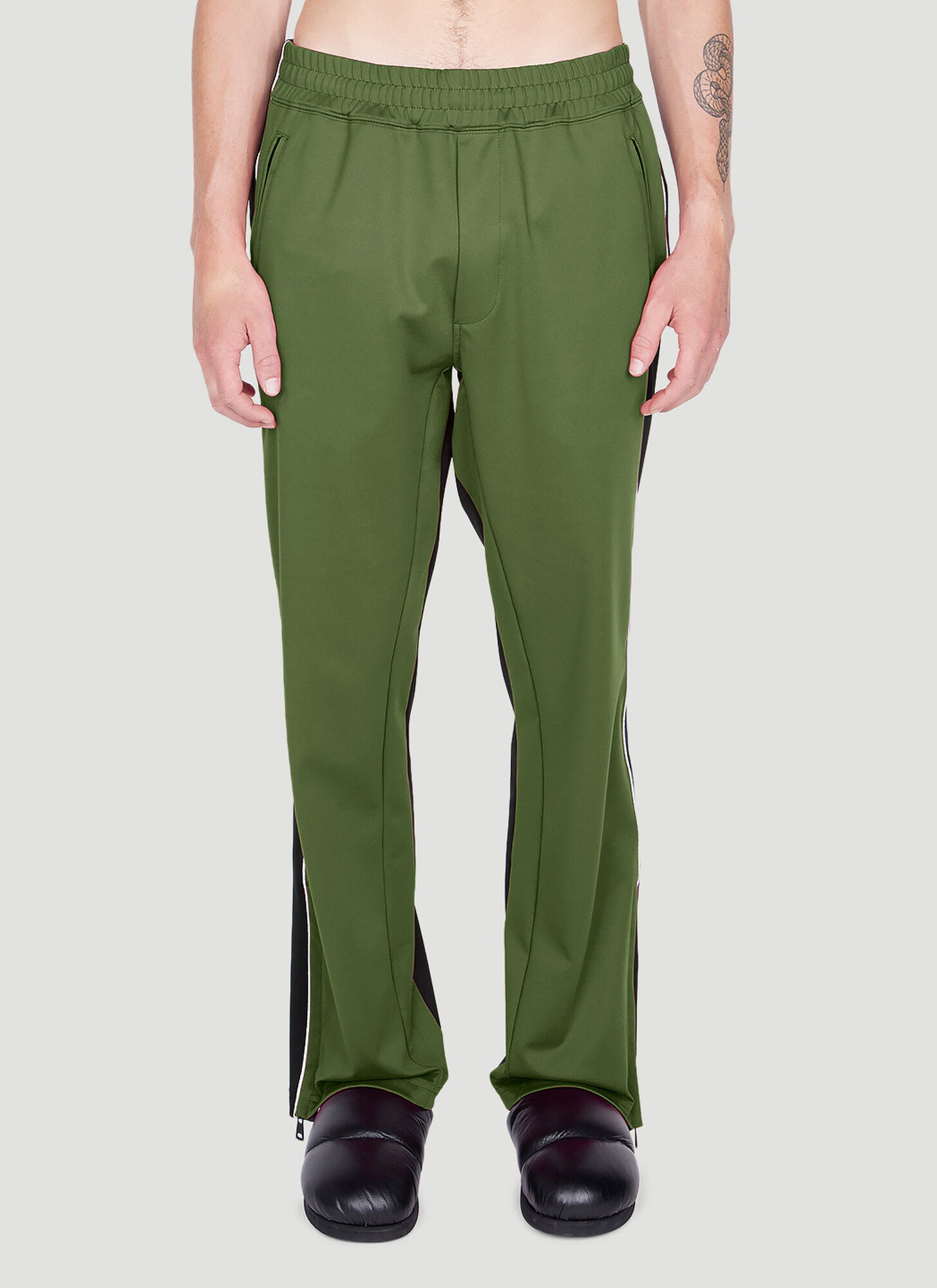 Moncler Genius 1 Moncler Jw Anderson Stretch-jersey Sweatpants In Green