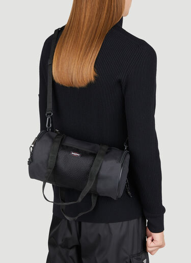 ミディアムダッフルトートバッグ Eastpak x Telfar ミディアムダッフルトートバッグ ブラック est0353014