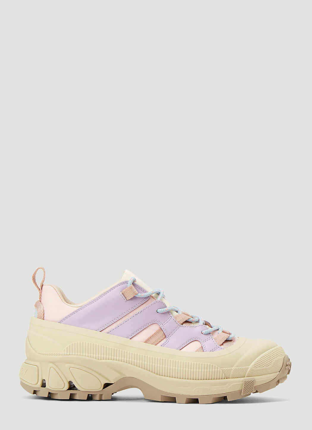 Burberry Arthur Sneakers in Pink LN CC