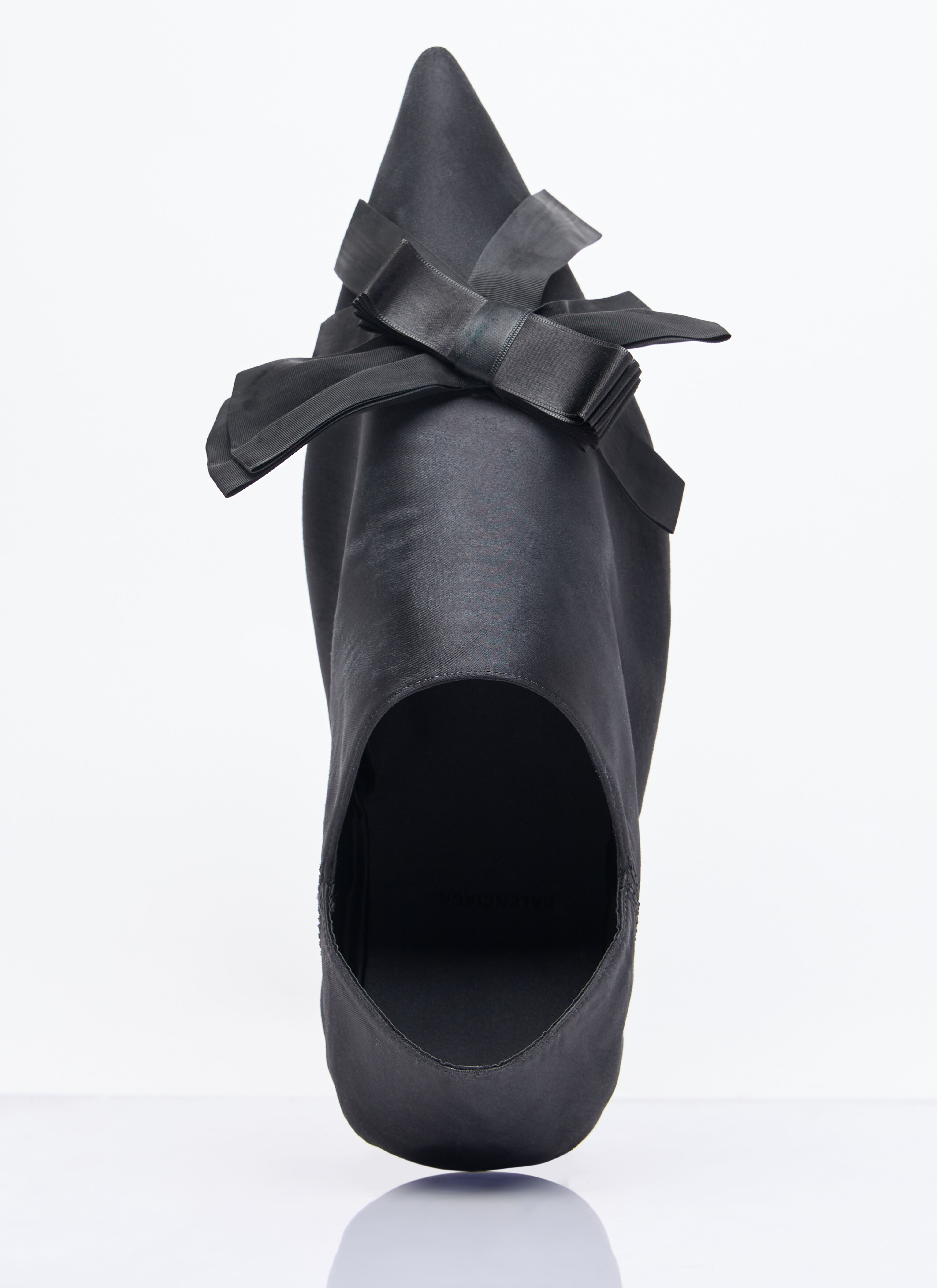 Balenciaga Men's' Louis XV Flats in Black | LN-CC®