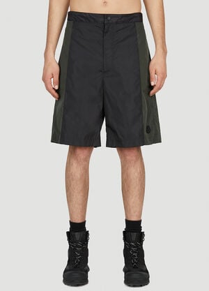 Moncler 본 투 프로텍트 쇼츠 블랙 mon0152032