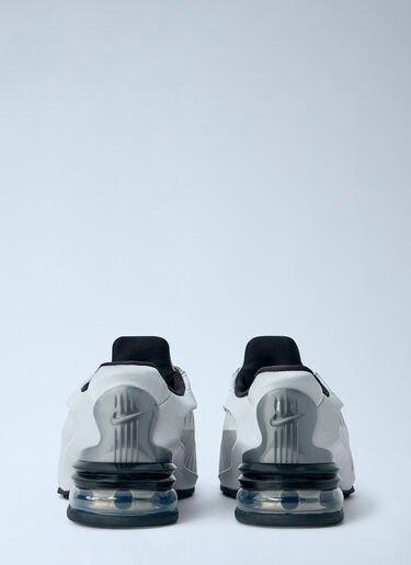 LN-CC® - Nike: Air Max Dolce Sneakers - Silver Nike Air Max Dolce Sneakers Silver nik0265030