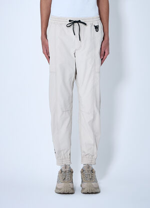 Moncler Grenoble Logo Patch Cargo Pants Beige mog0159003