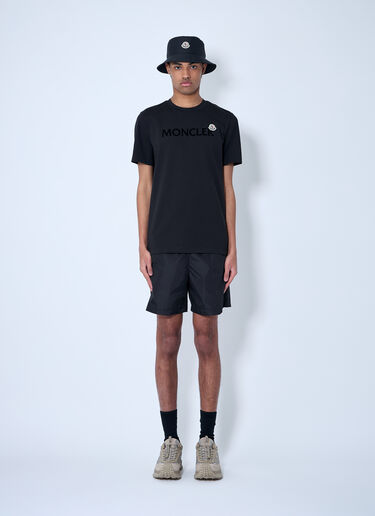 Moncler Logo Motif T-Shirt Black mon0160024