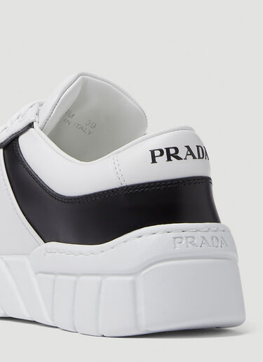 Prada モノクロームスニーカー ホワイト pra0249023