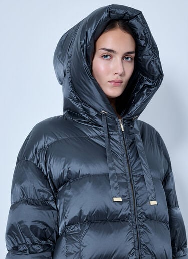 LN-CC® - Max Mara: Hooded Puffer Jacket - Blue Max Mara Hooded Puffer Jacket Blue max0266160