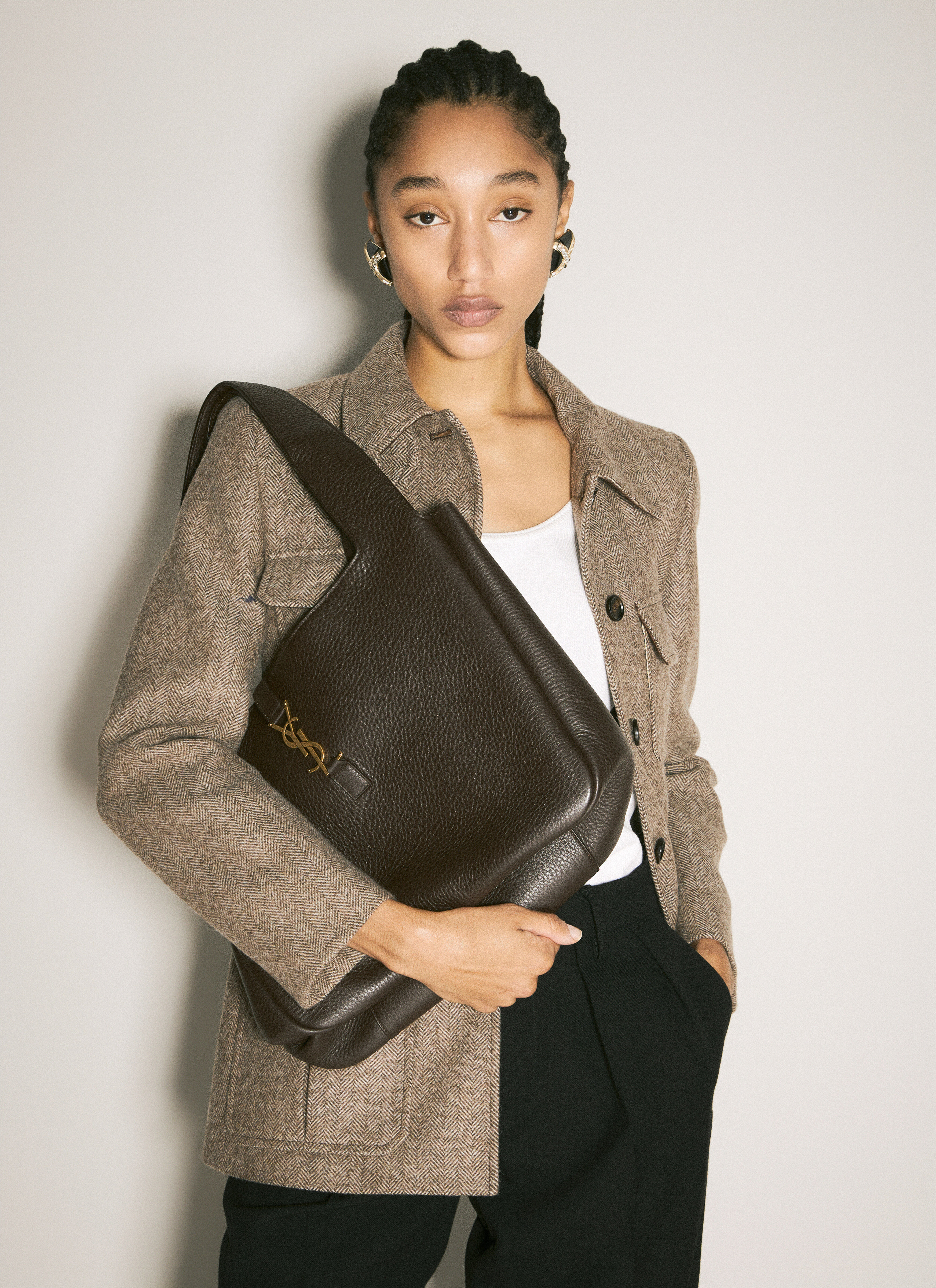 Saint Laurent Women's' Le 5 à 7 Bea Shoulder Bag in Brown | LN-CC®