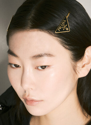 Prada 로고 플라크 헤어 핀 블랙 pra0258061