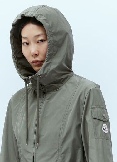 Moncler Leandro 短款风雪大衣 卡其色 mon0256005