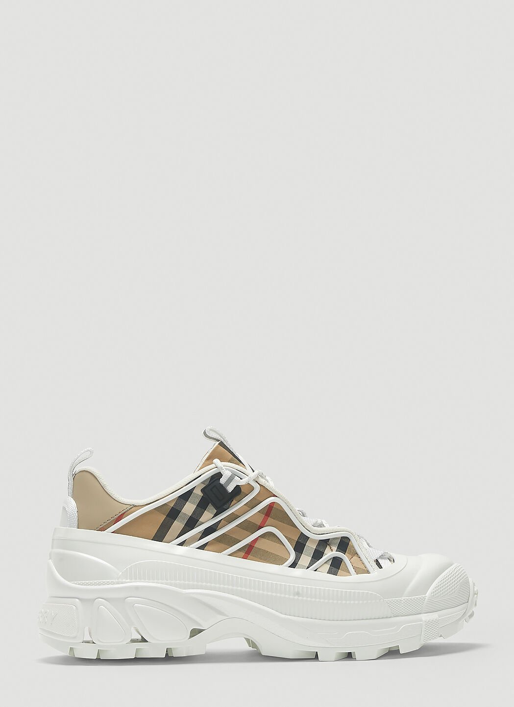 Burberry Men s Arthur Sneakers in Beige LN CC