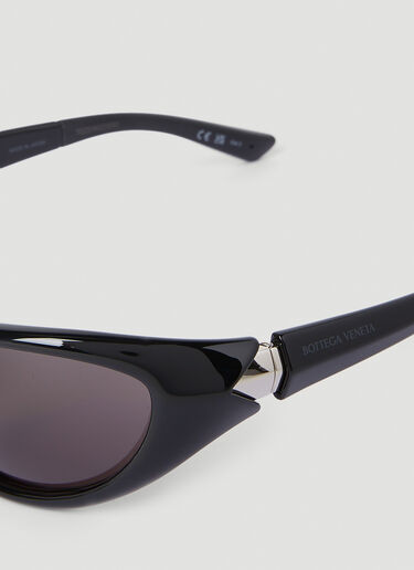 Bottega Veneta 타원형 랩 어라운드 선글라스 블랙 bov0352006