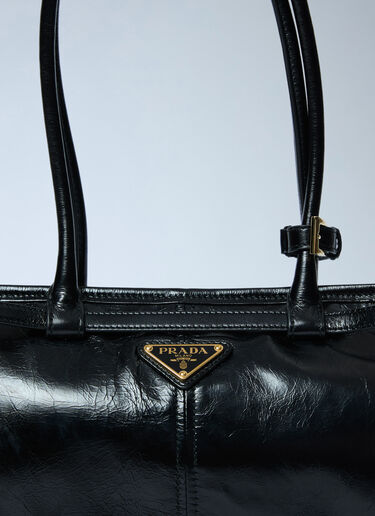 中号皮革手提包 Prada 中号皮革手提包 黑色 pra0262104
