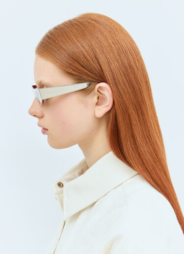 Gucci Cat-Eye Sunglasses Silver gus0258003