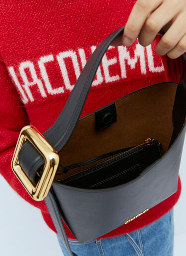 Le Petit Regalo Shoulder Bag Jacquemus Le Petit Regalo Shoulder Bag Black jac0254094