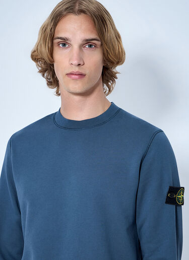 LN-CC® - Stone Island: Crewneck Sweatshirt with Sleeve Patch - Blue Stone Island Crewneck Sweatshirt with Sleeve Patch Blue sto0165061