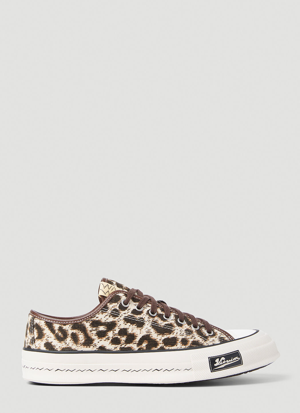 Converse motif leopard sales