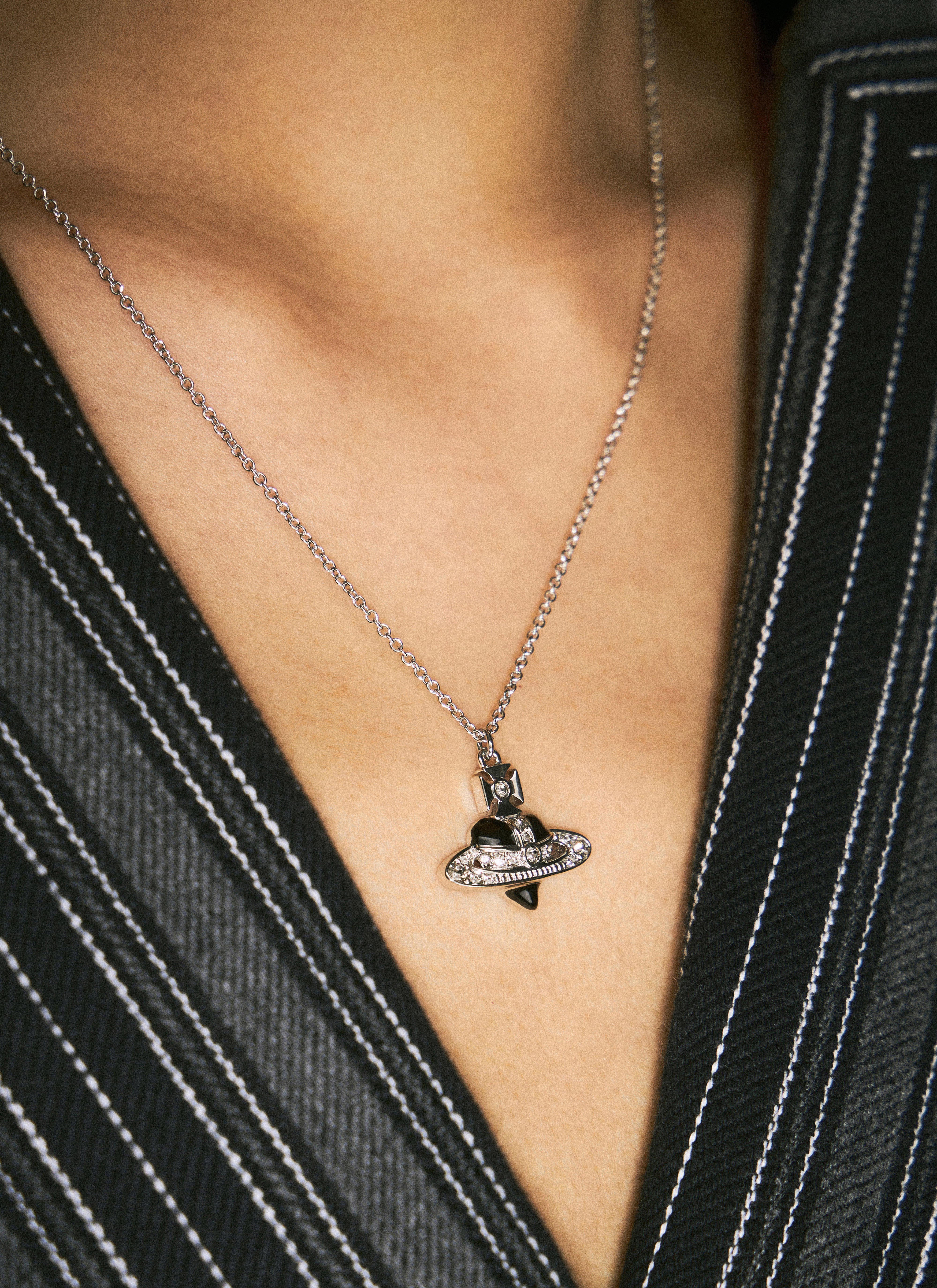 Vivienne Westwood Women s New Diamante Heart Necklace in Black LN CC