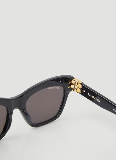 Balenciaga Dynasty Cat Eye Sunglasses Black bal0246142