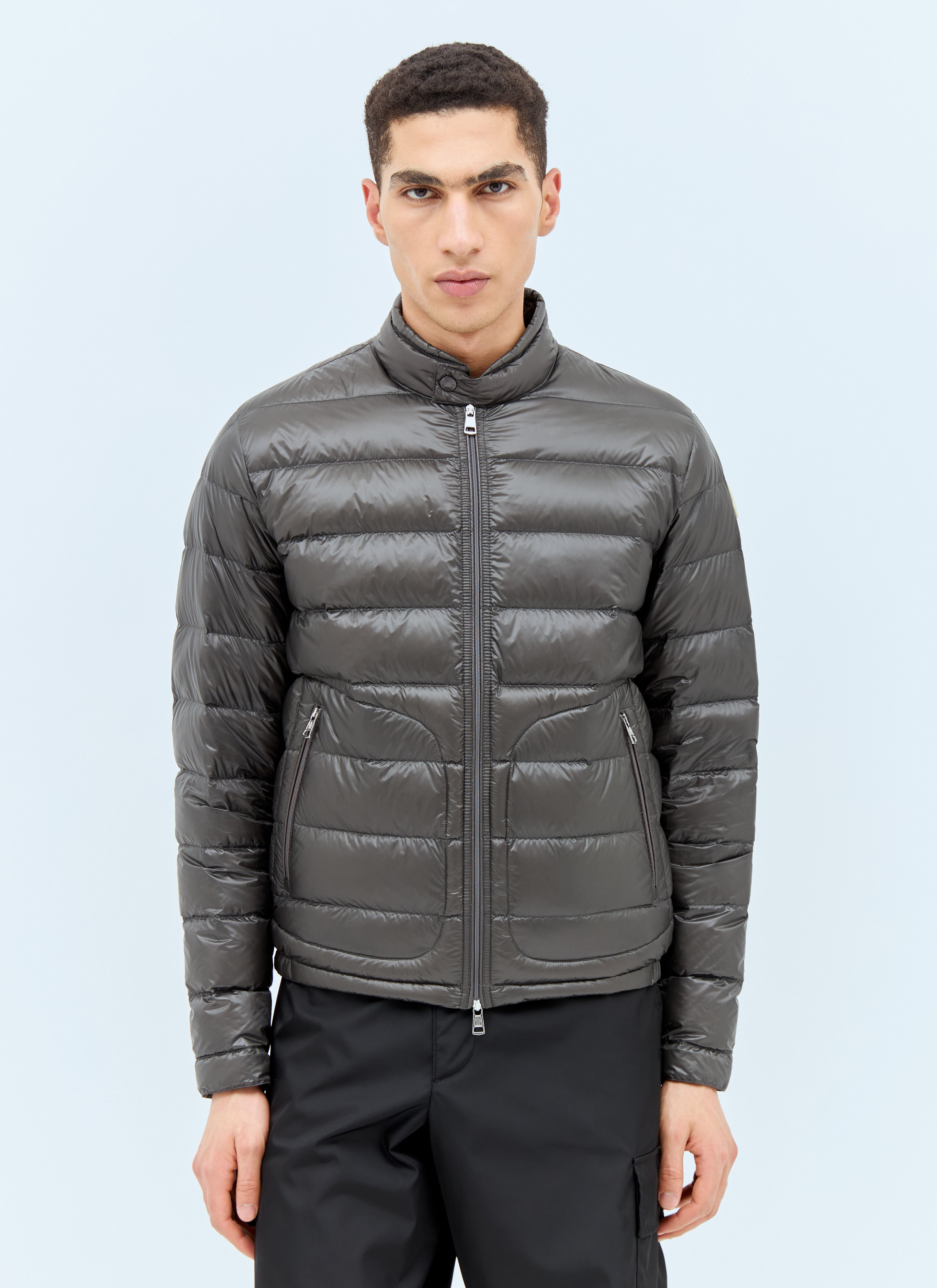 Moncler Men s Acorus Short Down Jacket in Grey LN CC