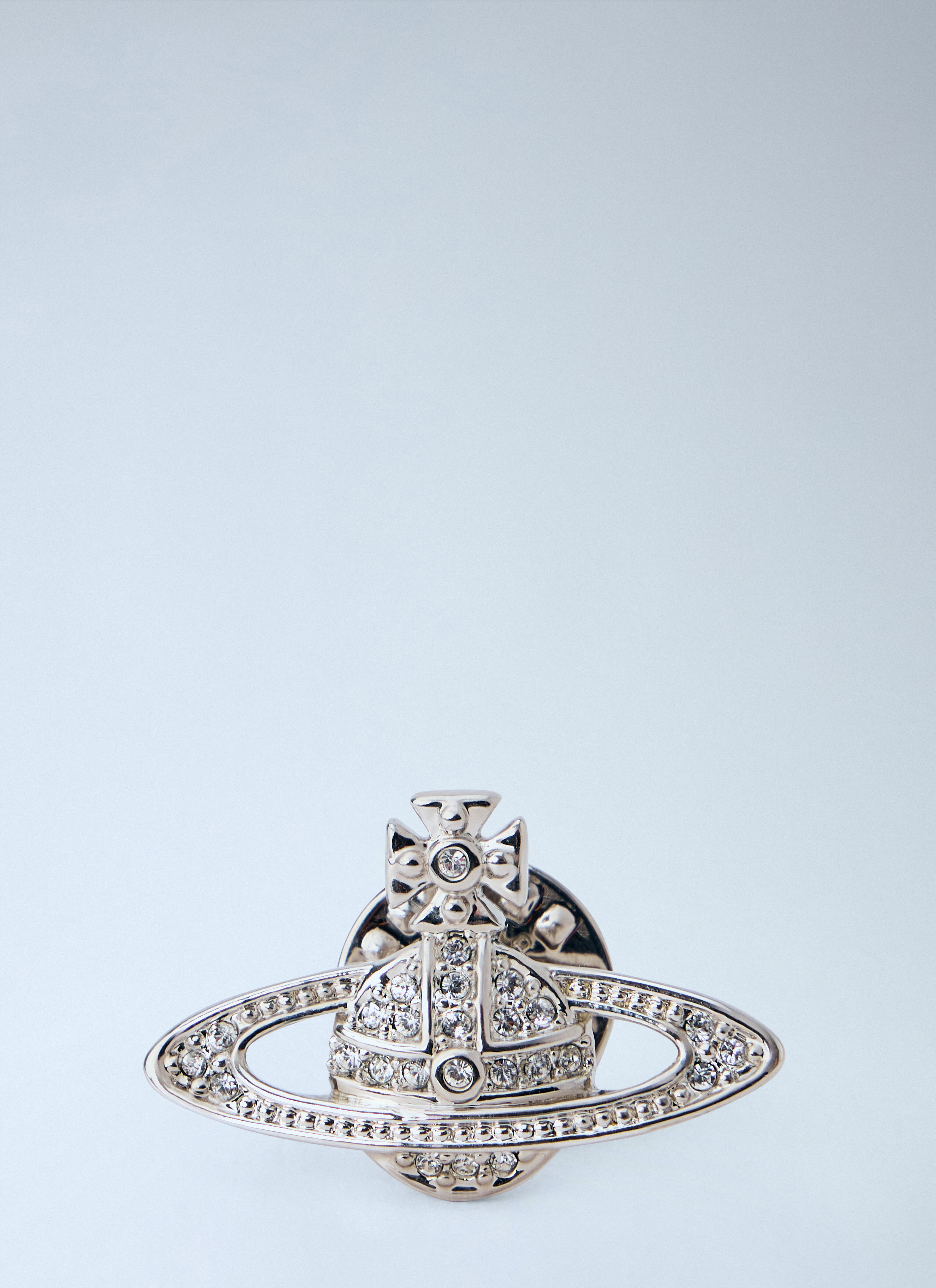 美品 ヴィヴィアンウエストウッド ミニバスレリーフ クラッチピン オーブ 銀 Vivienne Westwood レディース ミニ バス レリーフ クラッチ ピン の