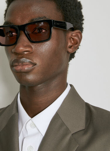 Prada 方框太阳镜 黑色 lpr0353006