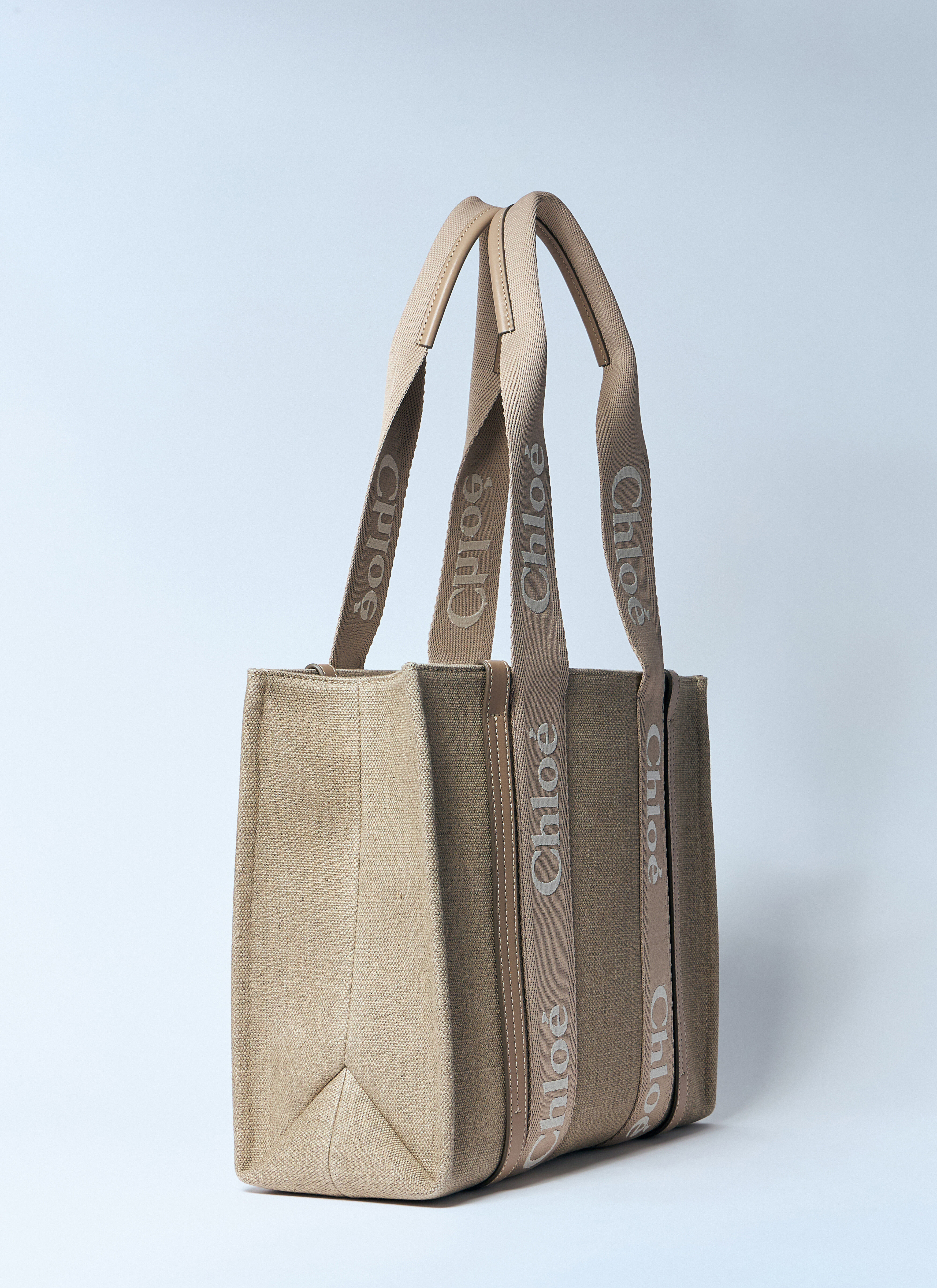 Chloe medium woody tote best sale