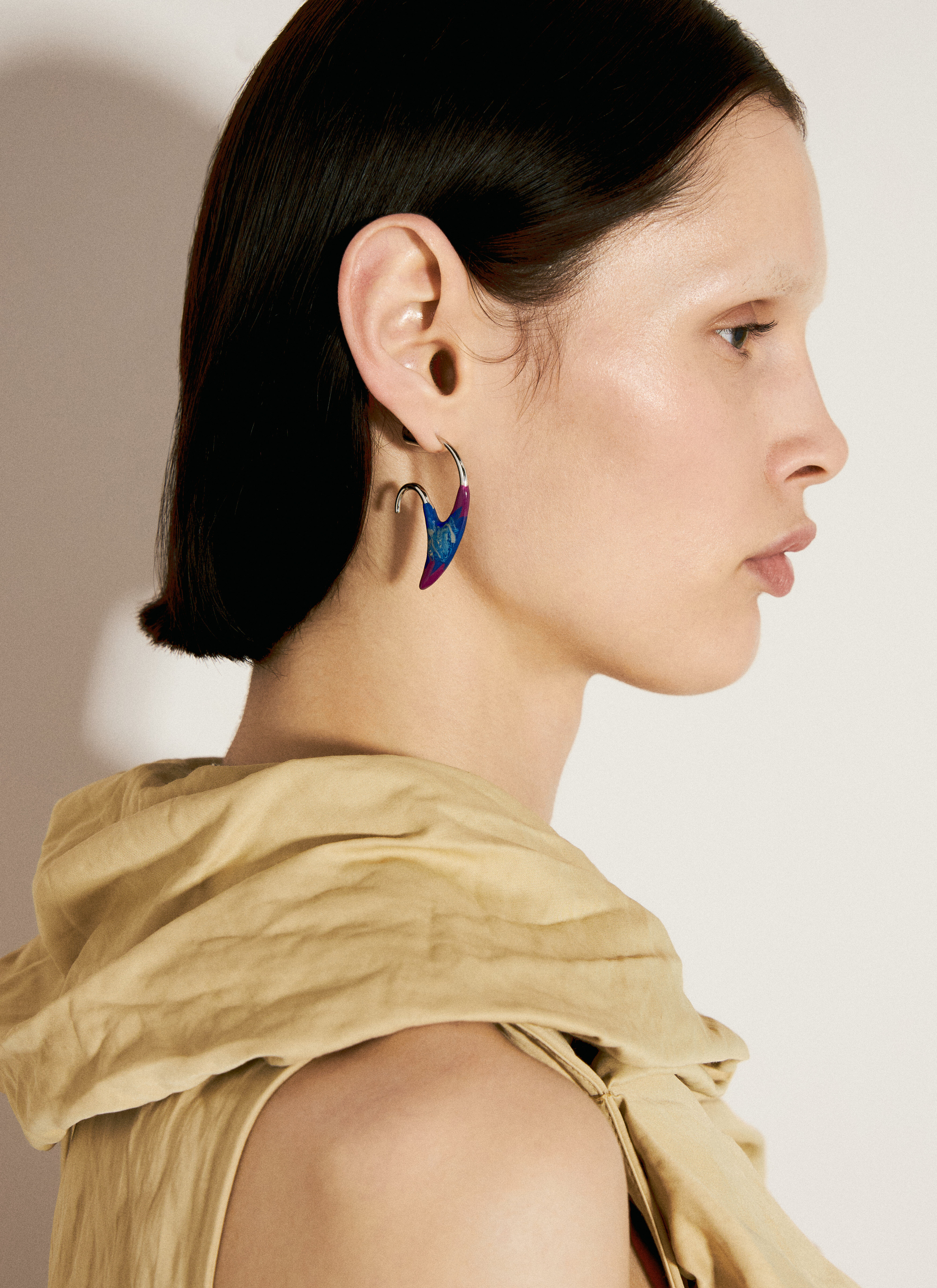 Jacquemus Ursa Drop Earrings Gold jas0256001