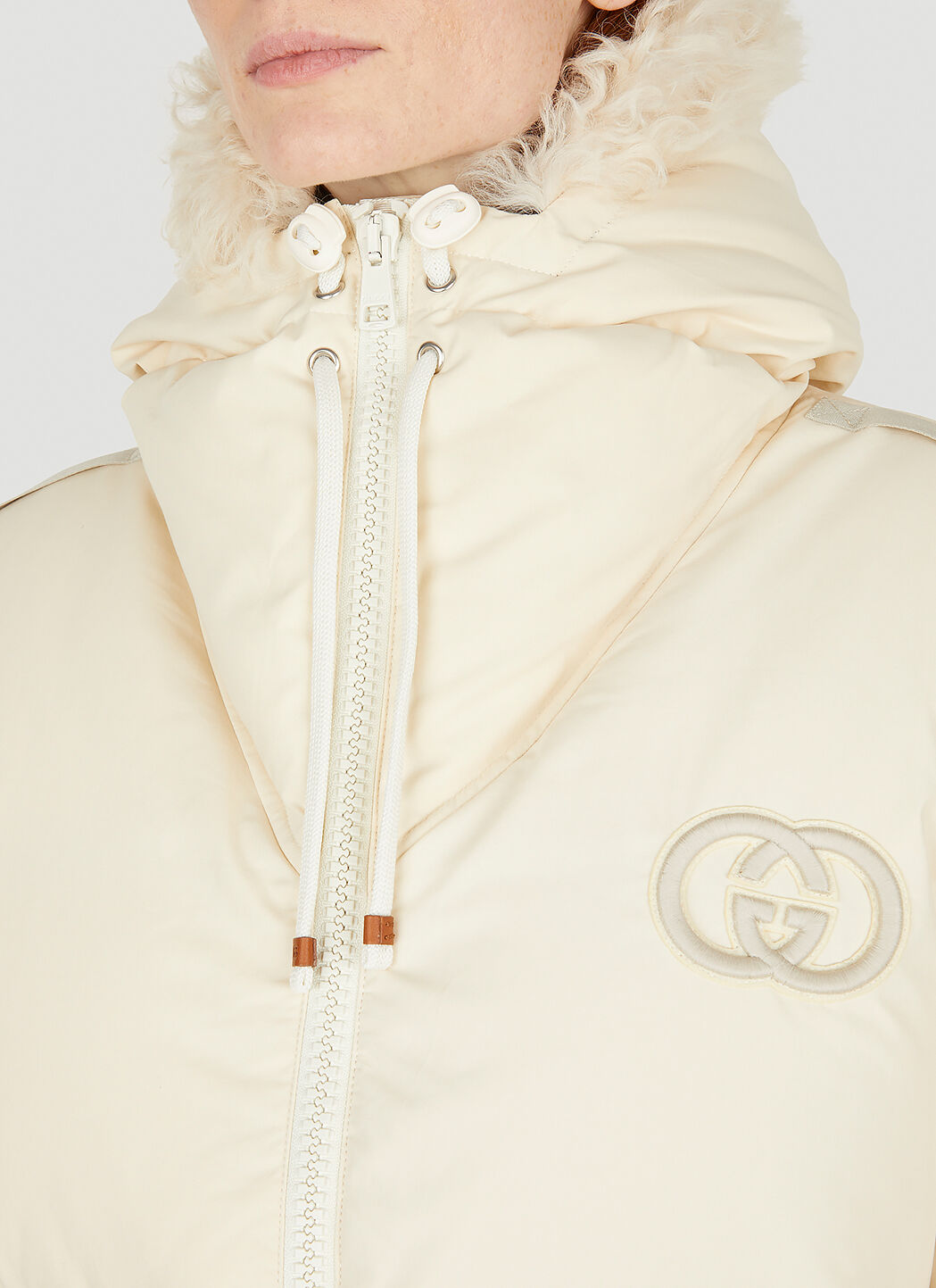 Gucci Water Repellent Puffer Jacket in Cream LN CC