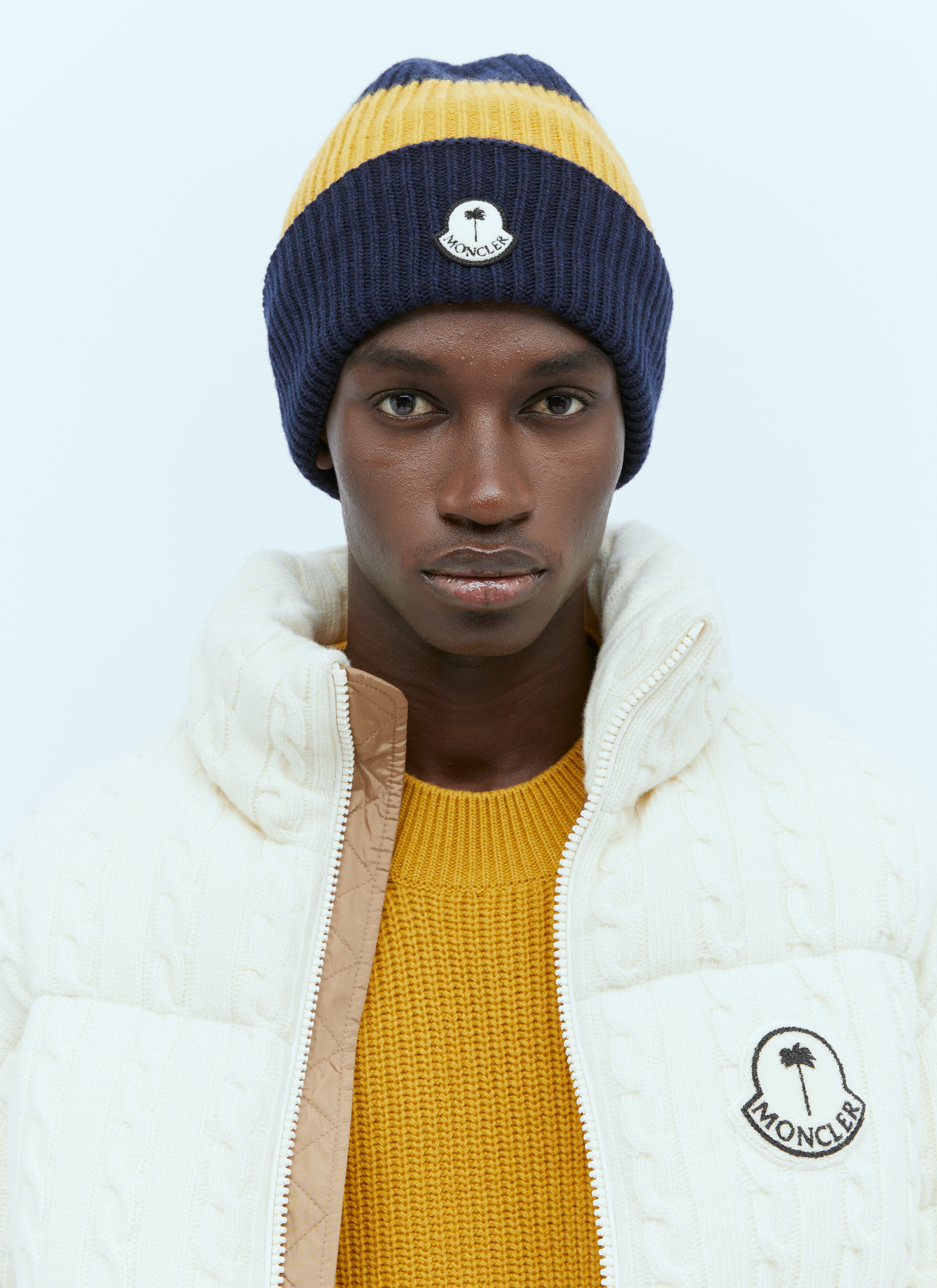 Moncler x Roc Nation designed by Jay-Z 条纹徽标贴饰无檐便帽  黑色 mrn0156002