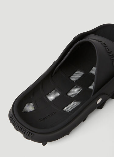 Burberry Bucklow Rubber Slides Black bur0149073