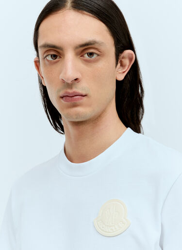 Moncler Logo Patch T-Shirt White mon0156015