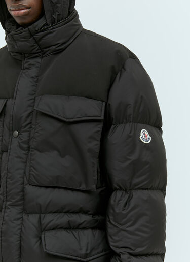 Kamuy 短款羽绒夹克 Moncler Kamuy 短款羽绒夹克 黑色 mon0154011