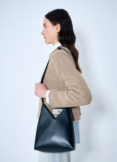 MM6 Maison Margiela Small Fourtune Cookie Shoulder Bag Black mmm0259023