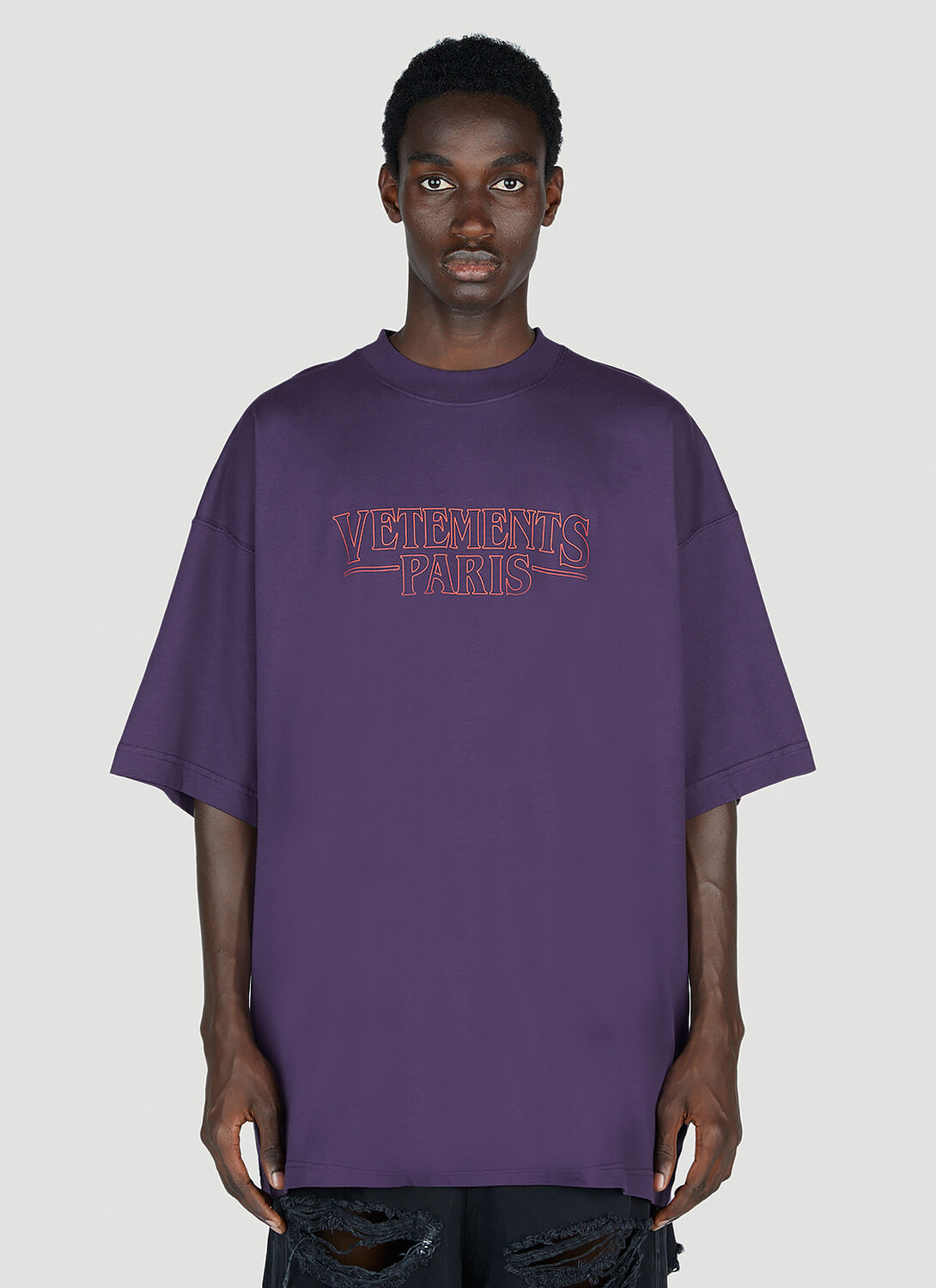 Vetements Logo Paris T-shirt In Purple