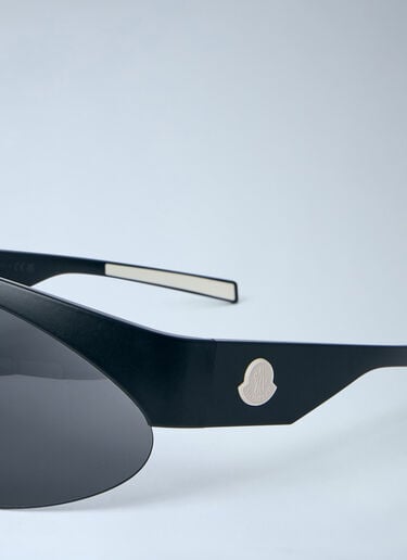 Moncler Myrr Oval Sunglasses Black lmo0364002