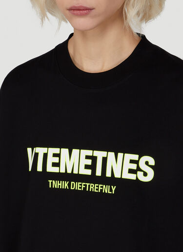 VETEMENTS VTEMETNES 프린트 티셔츠 블랙 vet0247005